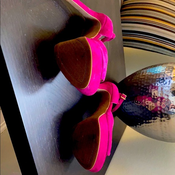 Jessica Simpson High Heels - Picture 4 of 5